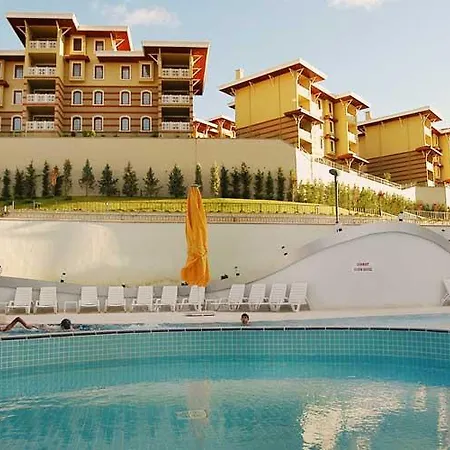 فندق Swiss International