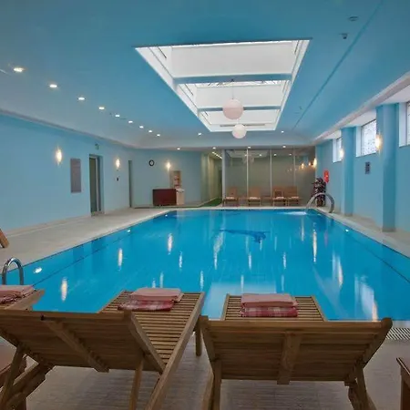 فندق Swiss International 5*