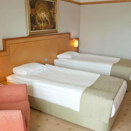 Swiss International كيزلجاهامام