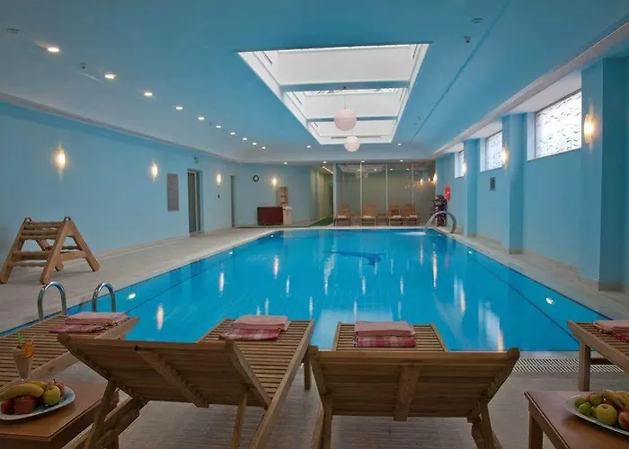 Hotel Swiss International 5*